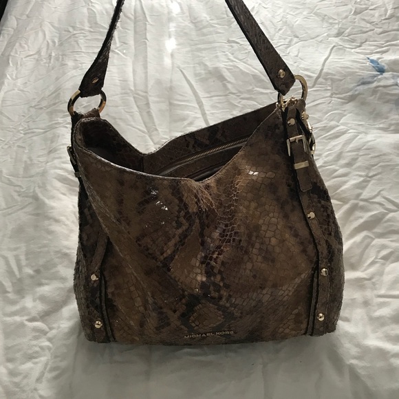 Michael Kors snakeskin hobo bag brown - Picture 7 of 8